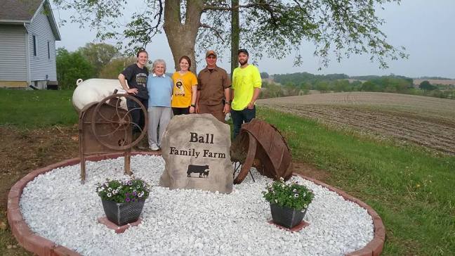 32594789_407867029682196_251395138893381632_n